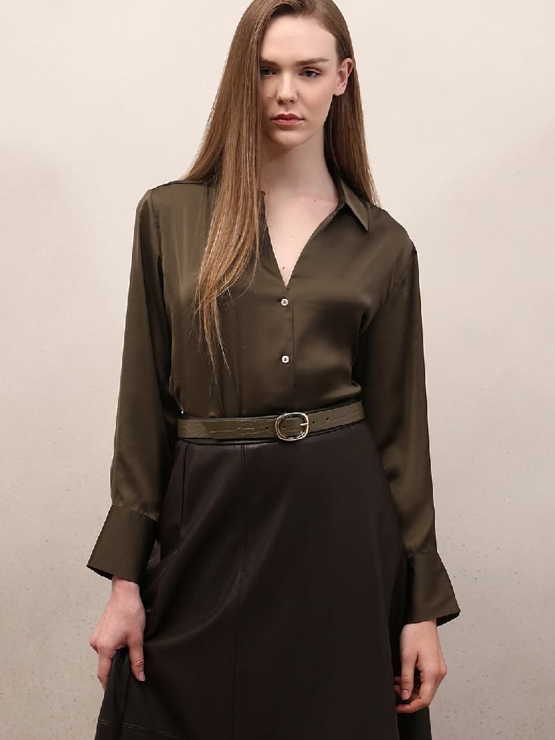 Women's Green Casual Solid Regular Fit Shirt