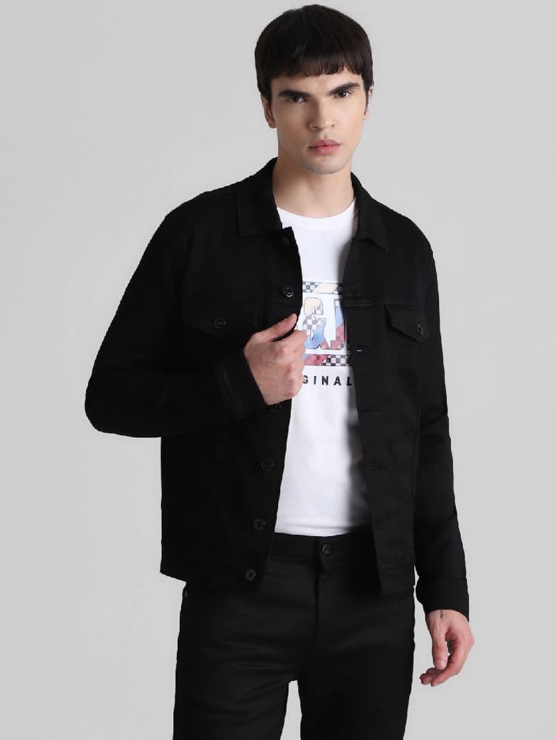 Men's Black Casual Solid Regular Fit Jacket