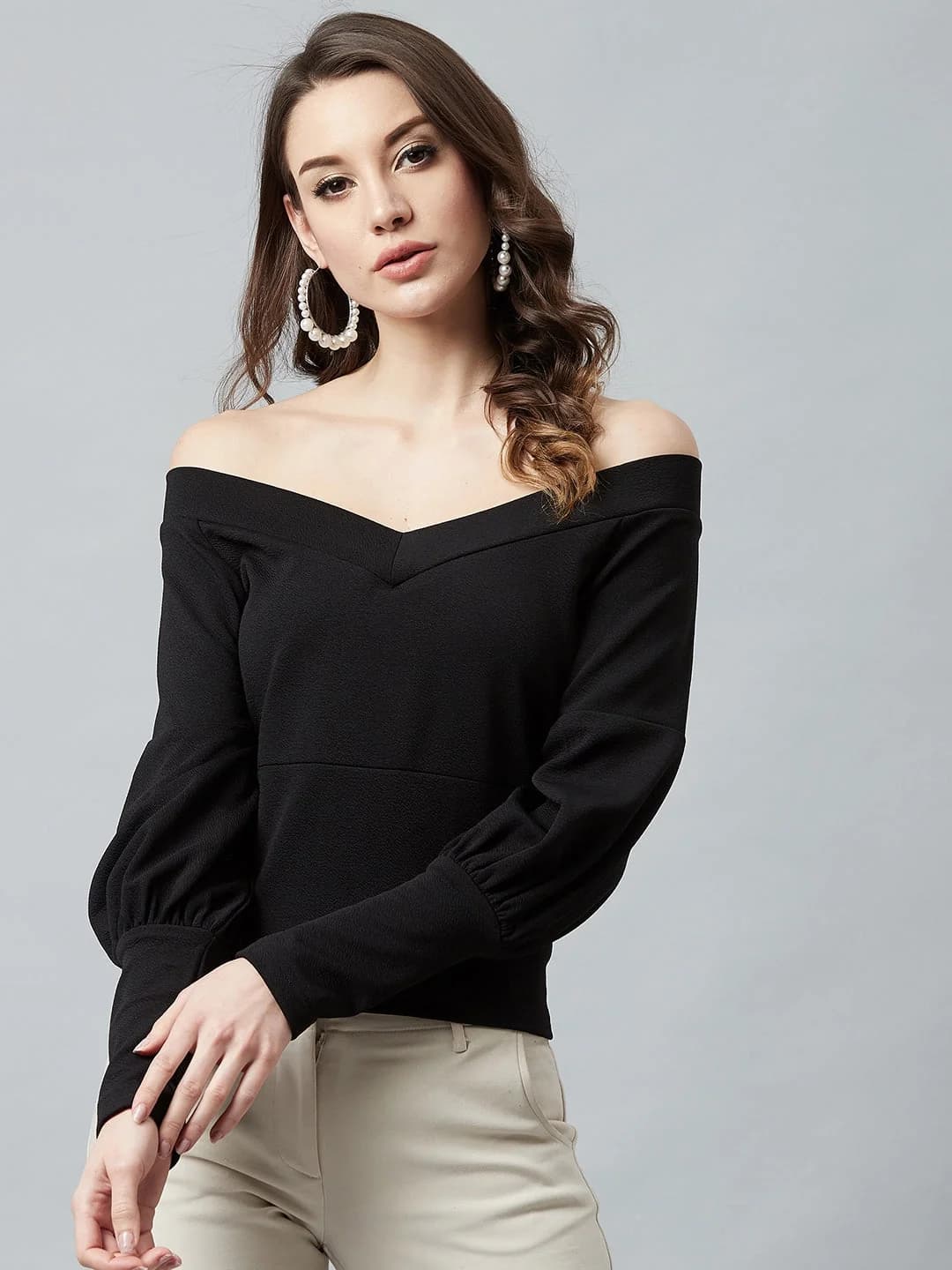 Women's Black Casual Solid Regular Fit Top