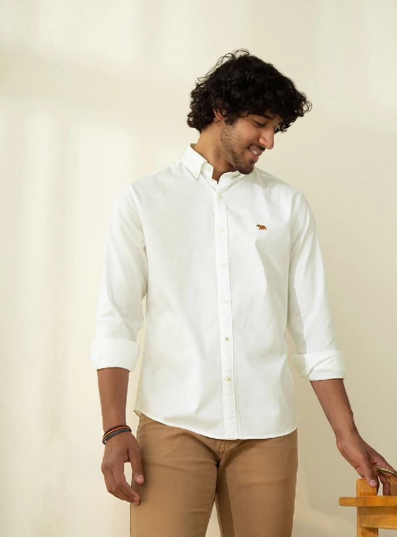 Men's White Casual Solid Regular Fit Shirt
