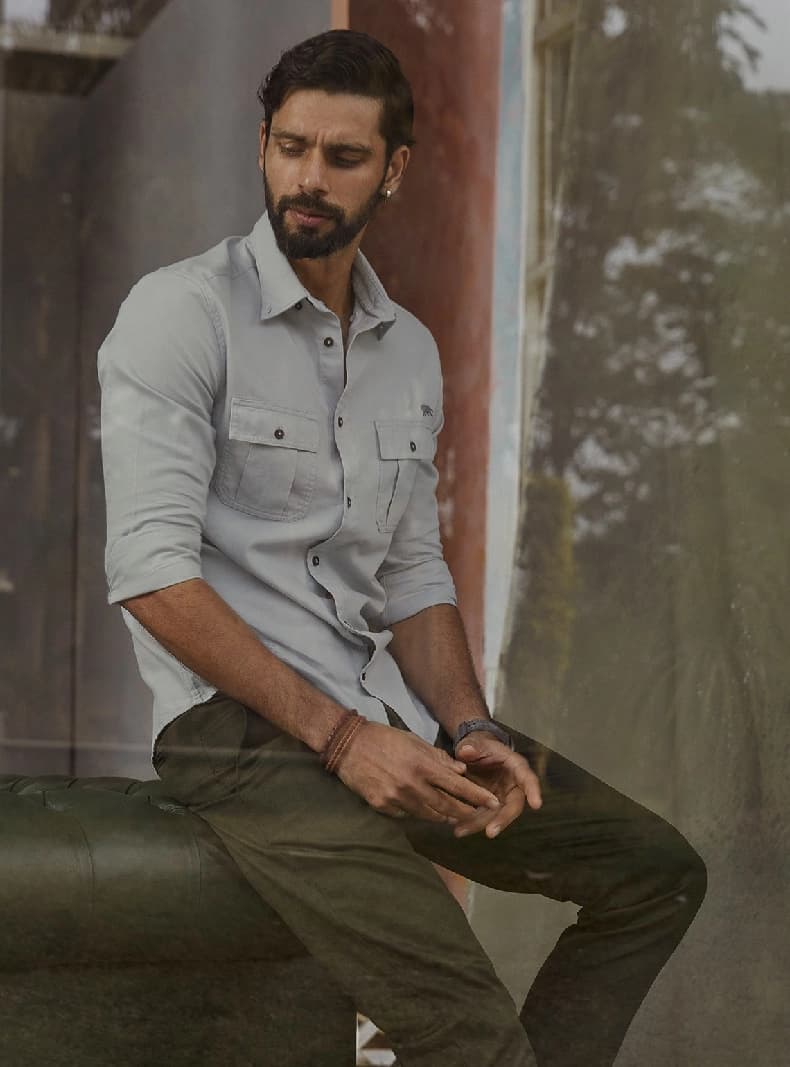 Men's Grey Casual Solid Regular Fit Cotton Shirt