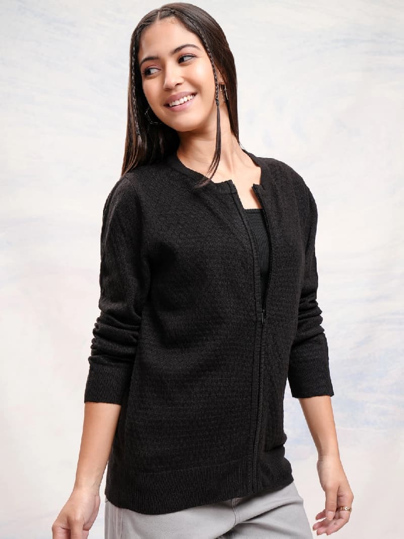 Women's Black Casual Solid Regular Fit Cardigan