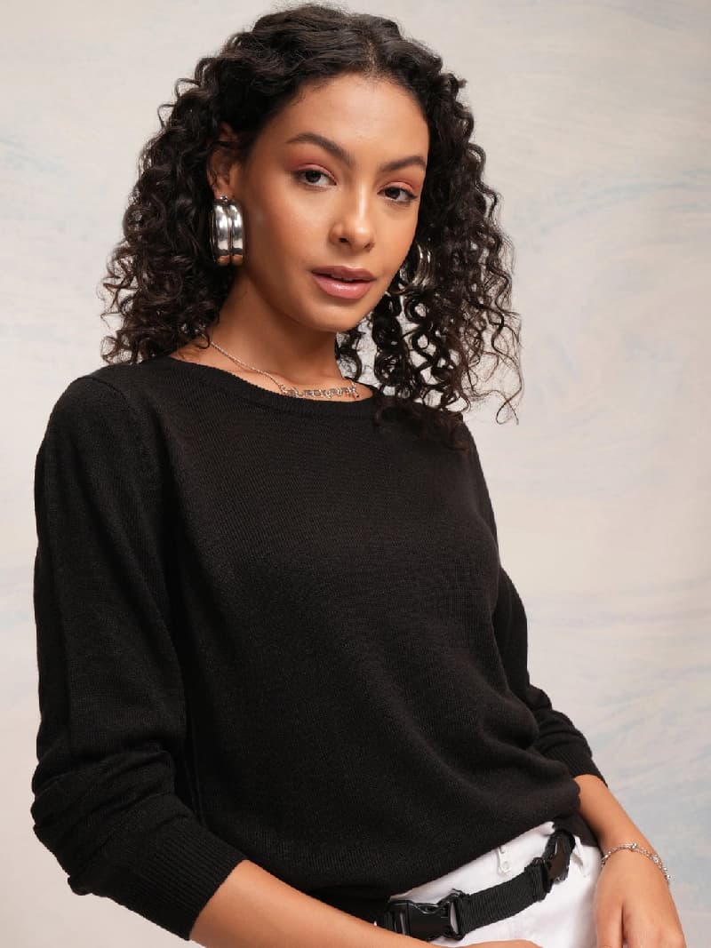 Women's Black Casual Solid Regular Fit Sweater