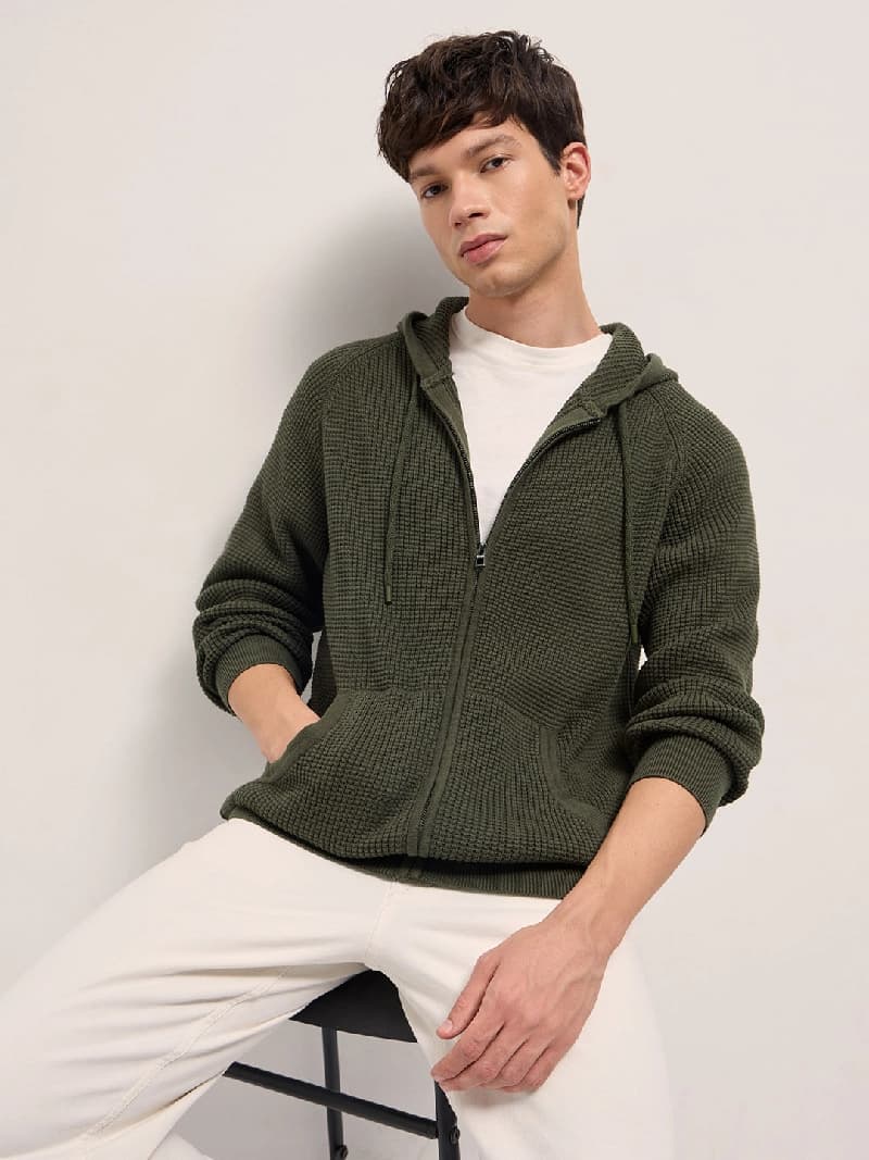 Men's Green Casual Solid Regular Fit Sweatshirt