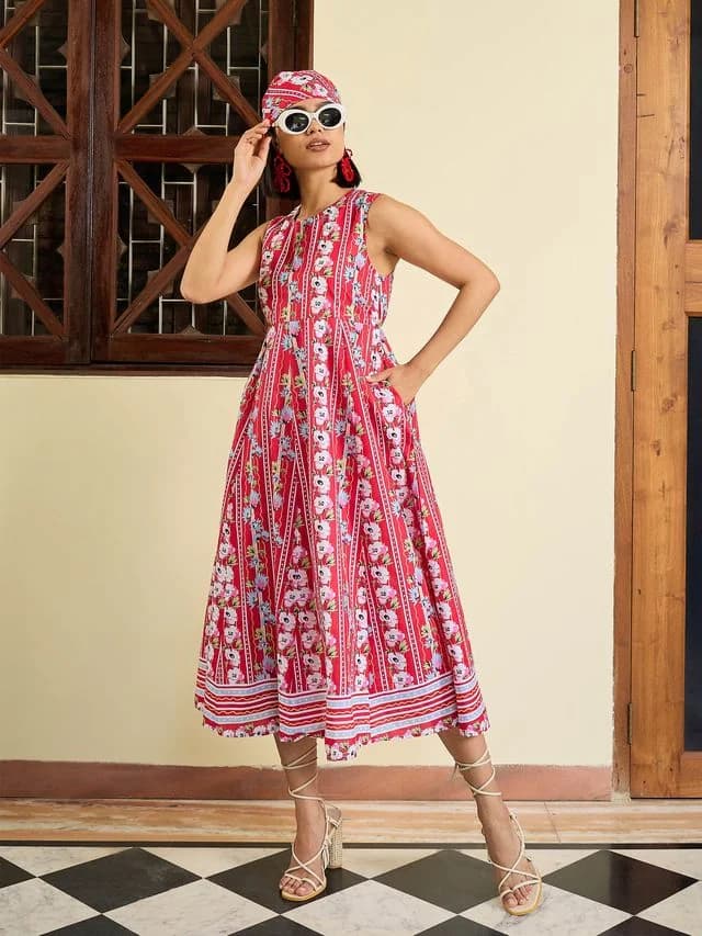 Women's Red Casual Regular Fit Dress