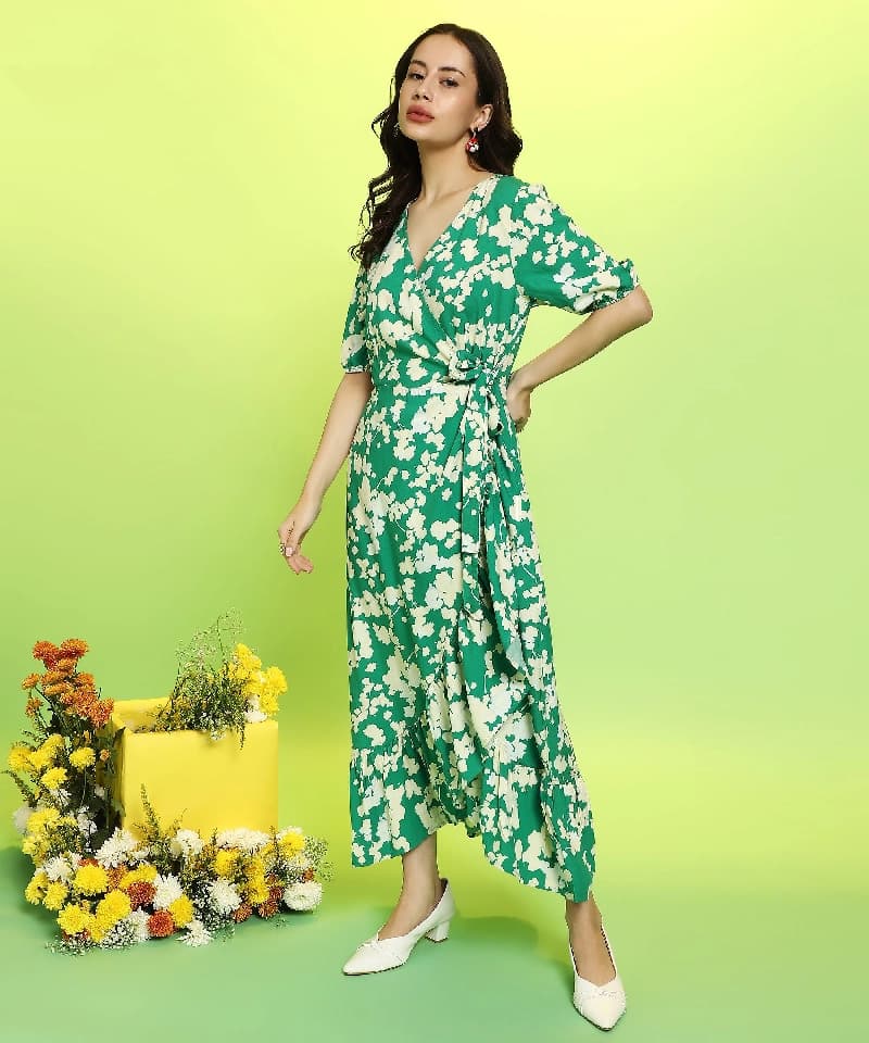 Women's Green Casual Regular Fit Dress