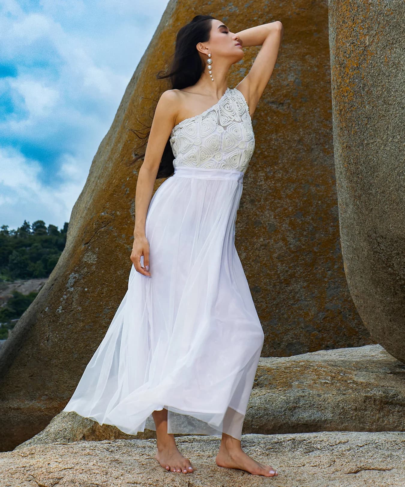 Women's White Party Regular Fit Dress