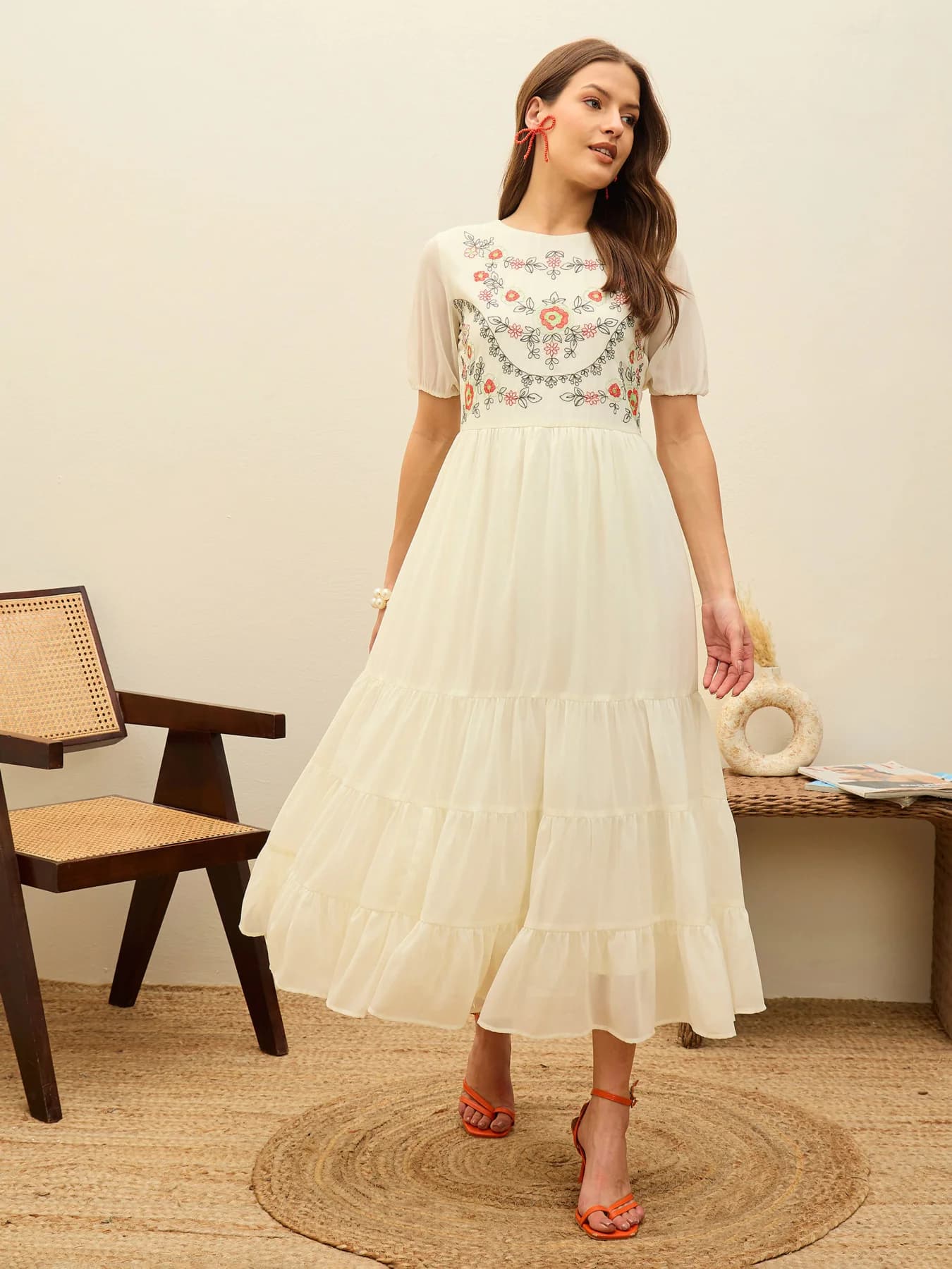 Women's White Casual Regular Fit Dress