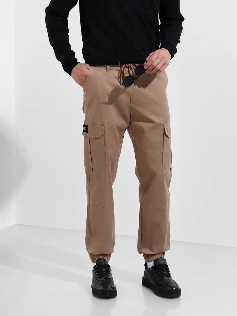 Men's Brown Casual Solid Regular Fit Cargo