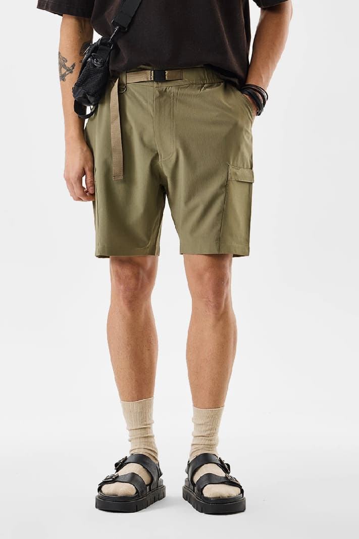 Men's Green Casual Solid Regular Fit Short