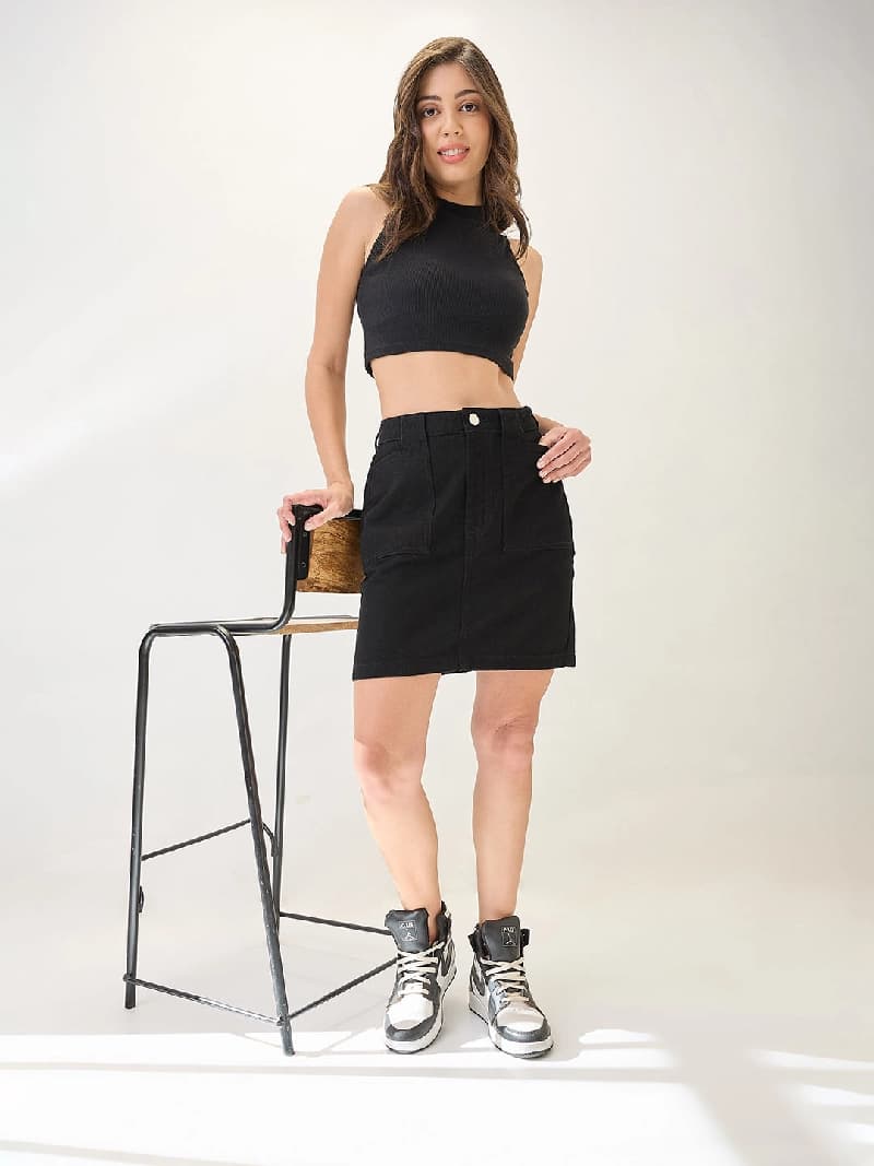 Women's Black Casual Solid Regular Fit Skirt