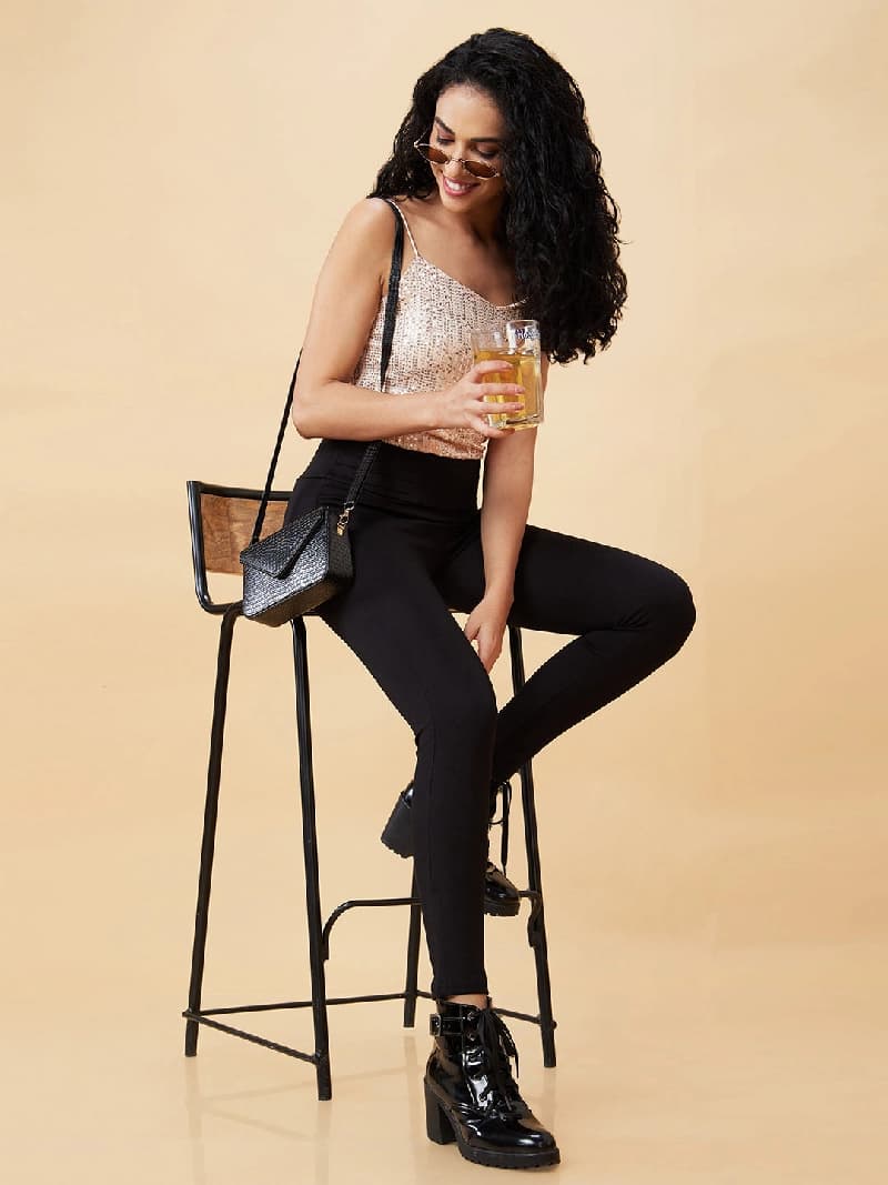 Women's Black Casual Solid Skinny Fit Jegging