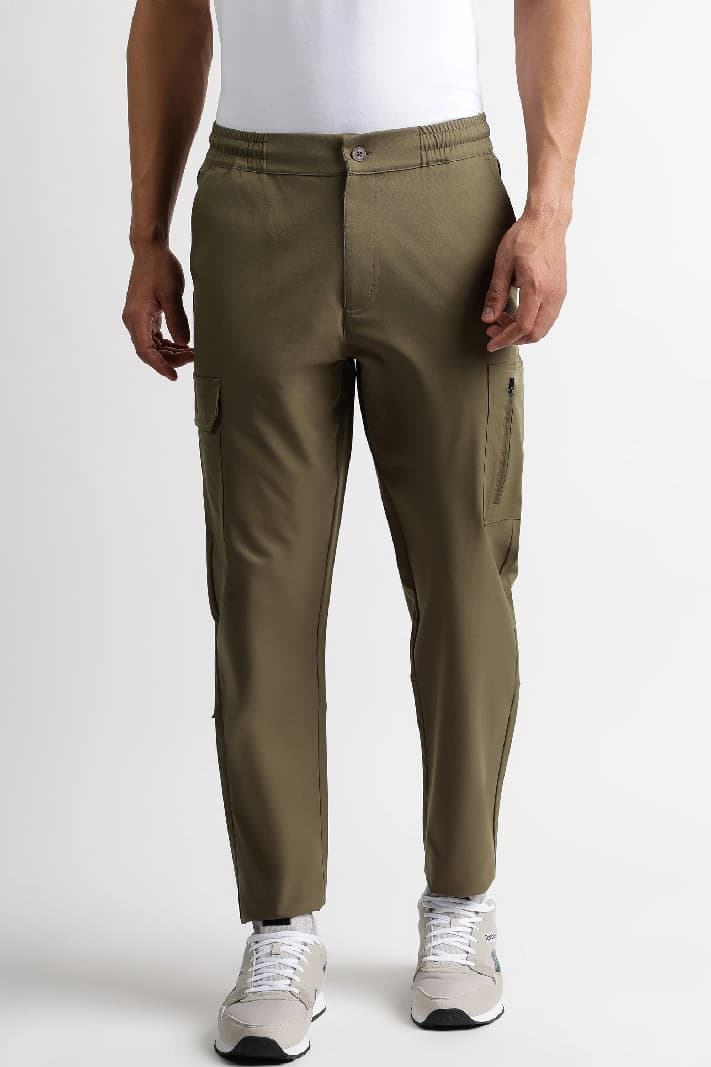 Men's Green Casual Solid Regular Fit Trackpant