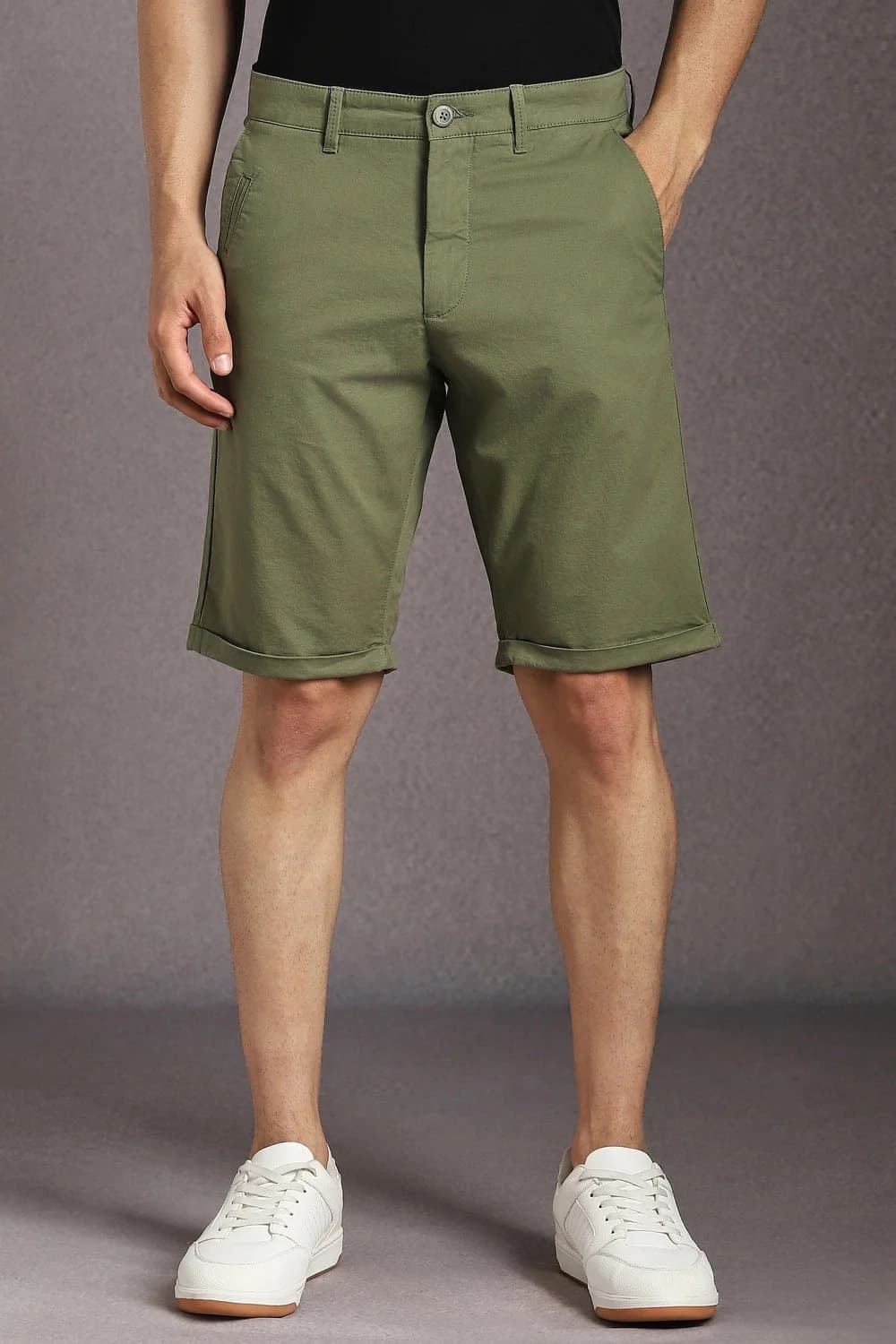 Men's Green Casual Solid Slim Fit Short
