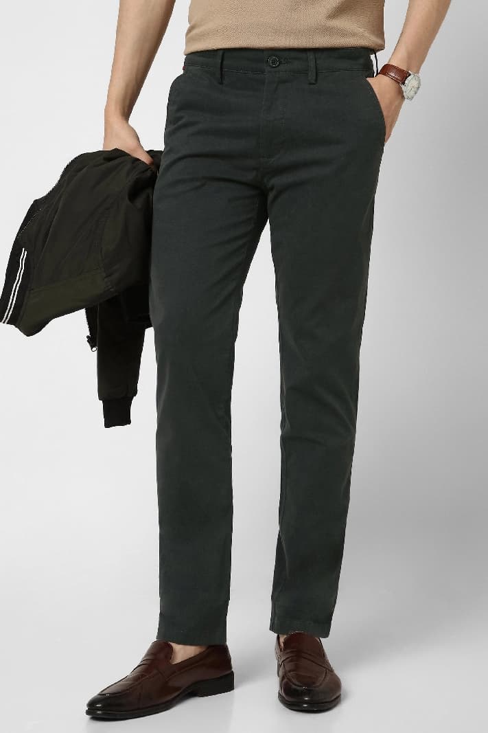 Men's Black Casual Solid Slim Fit Trouser