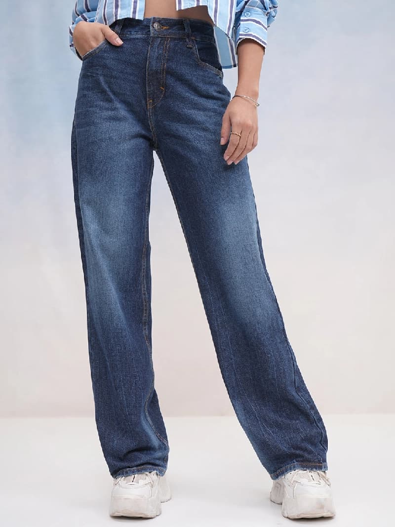 Women's Blue Casual Solid Straight Fit Jeans