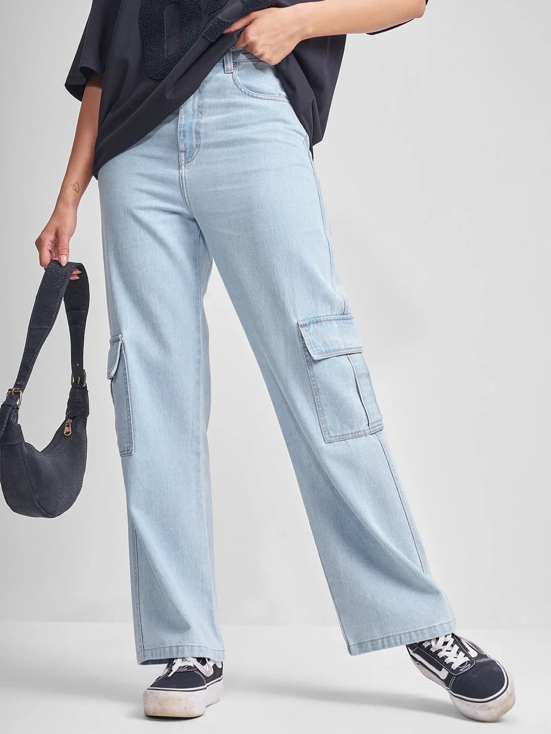 Women's Blue Casual Solid Flared Fit Jeans