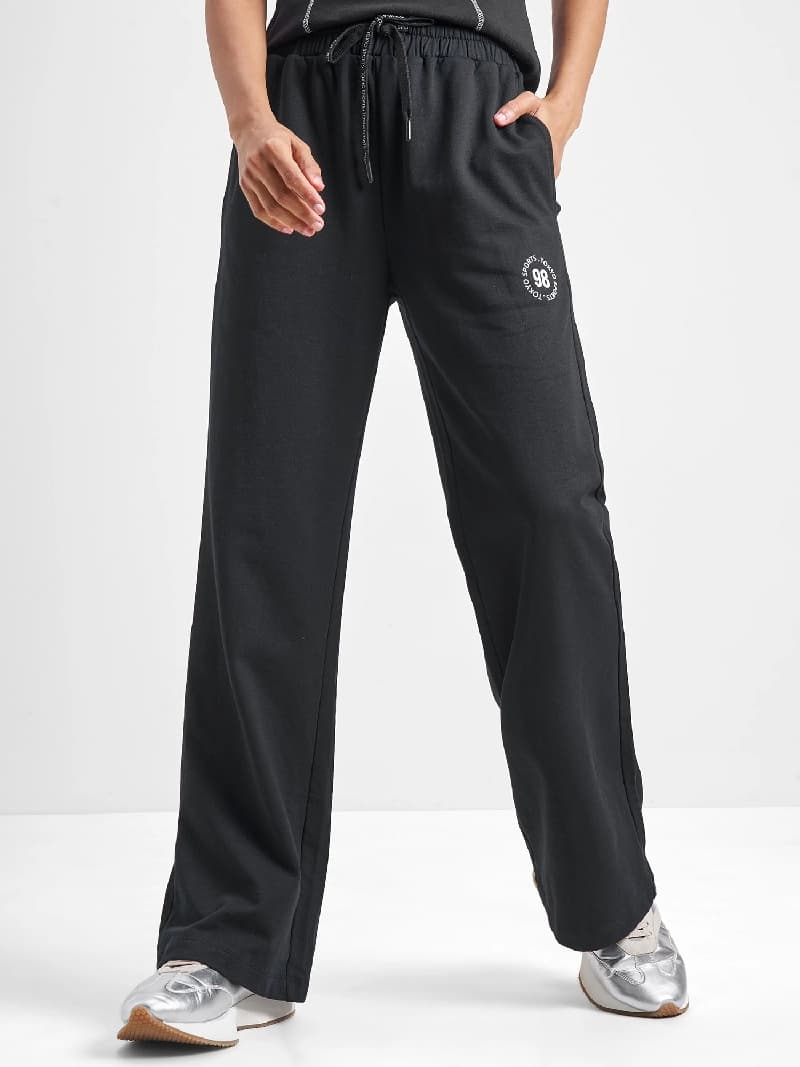 Women's Black Casual Solid Regular Fit Trackpant