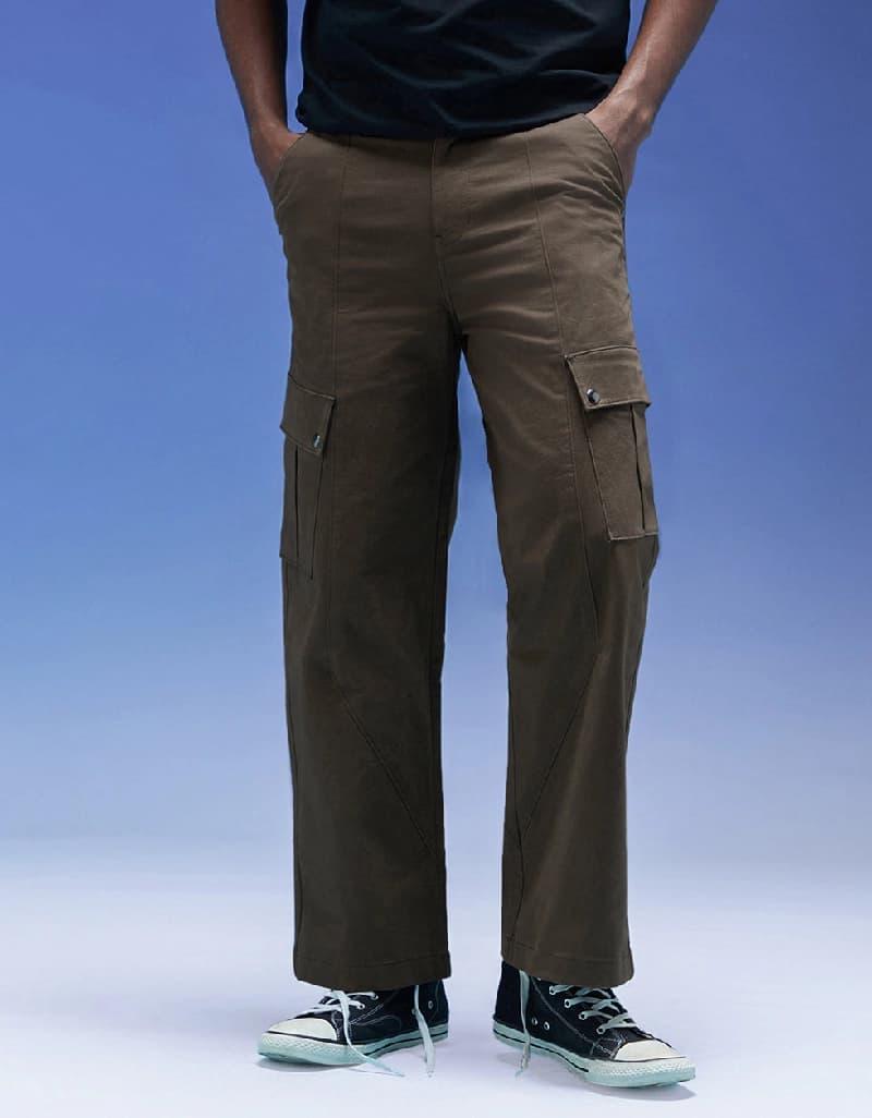 Men's Brown Casual Solid Straight Fit Cargo