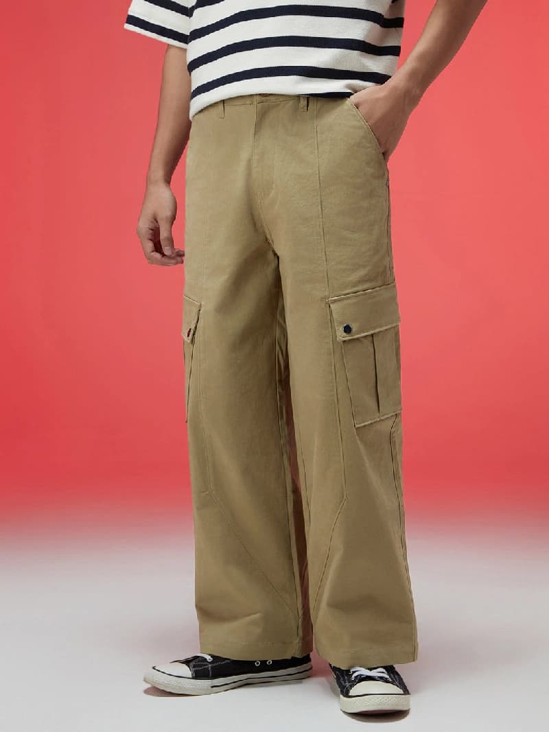 Men's Beige Casual Solid Baggy Fit Cargo