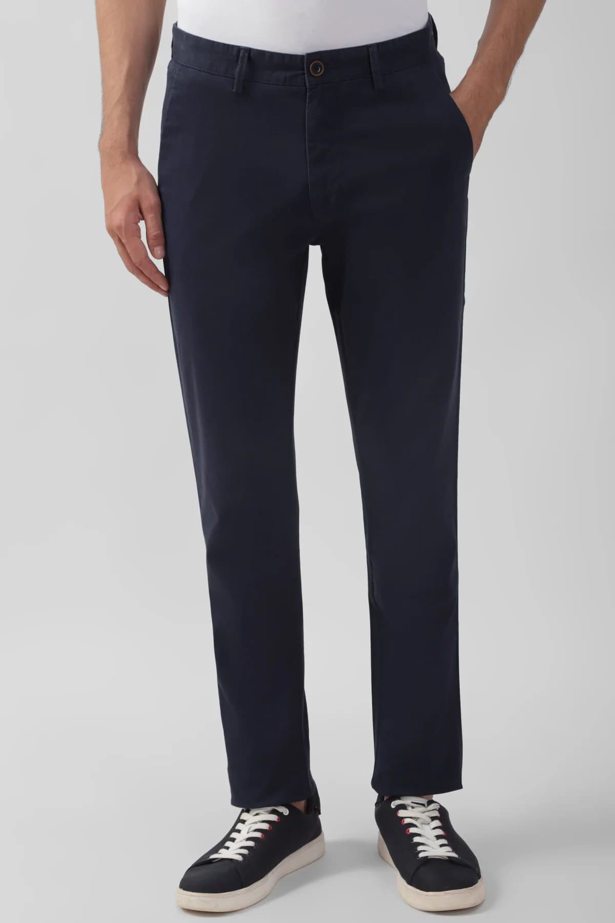 Men's Navy Casual Solid Straight Fit Trouser