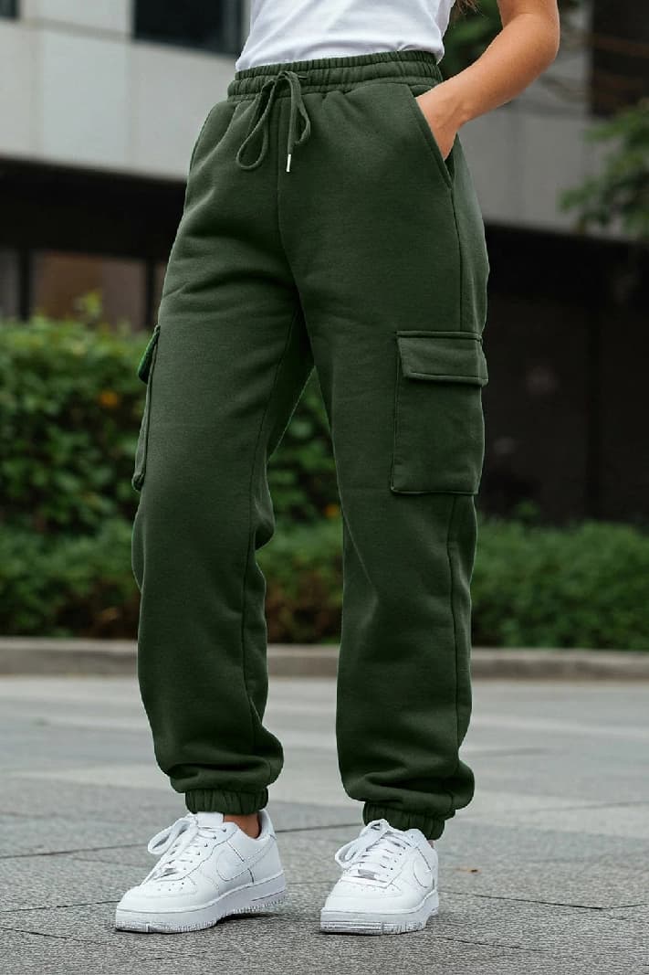 Women's Green Casual Solid Wide Leg Jogger