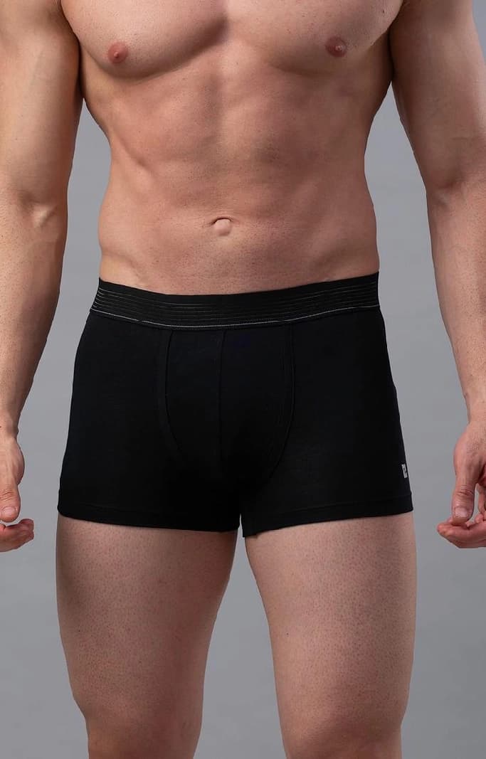 Men's Black Mid-Rise Solid Trunk