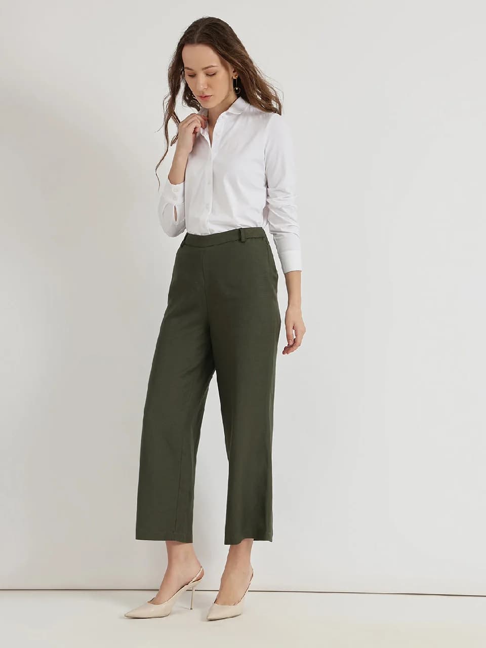 Women's Green Formal Solid Oversized Fit Trouser