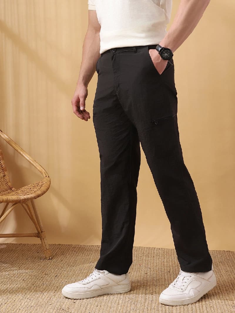 Men's Black Casual Solid Straight Fit Trouser
