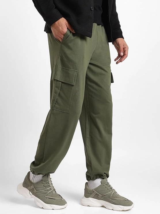 Men's Green Casual Solid Tapered Fit Jogger