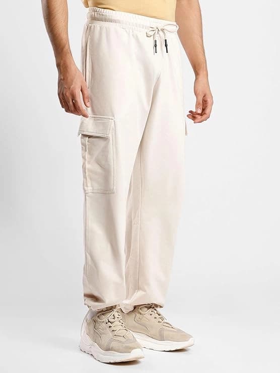 Men's Beige Casual Solid Tapered Fit Jogger