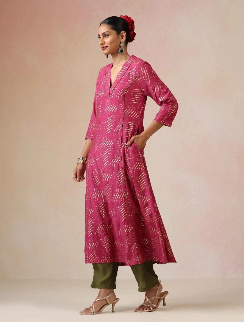 Women's Pink Festive Three Quarter Sleeves Kurta Set