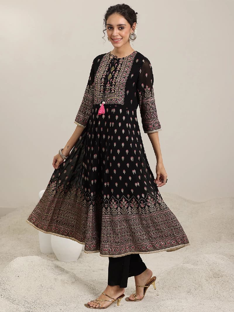 Women's Black Festive Floral Kurta Set