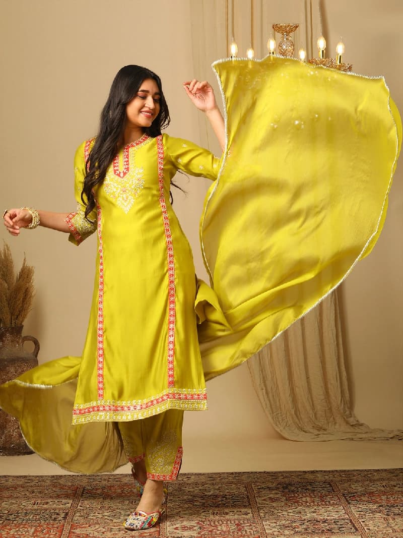 Women's Green Casual Solid Kurta Set