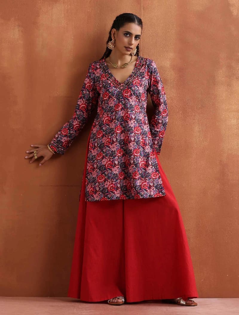 Women's Pink Festive Printed Kurta Set