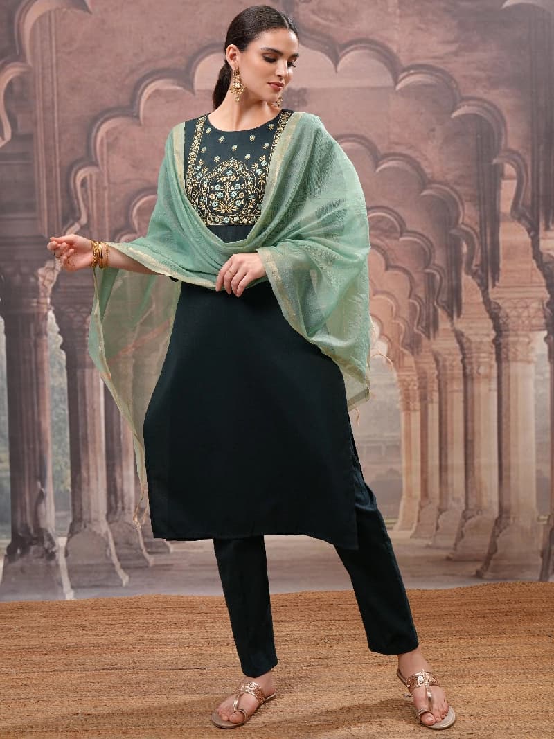 Women's Green Festive Kurta Set