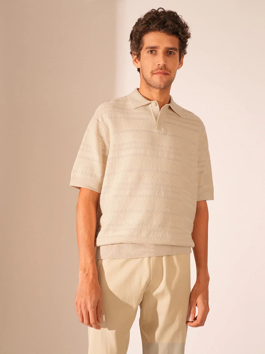 Men's Beige Casual Straight Fit Solid Trousers