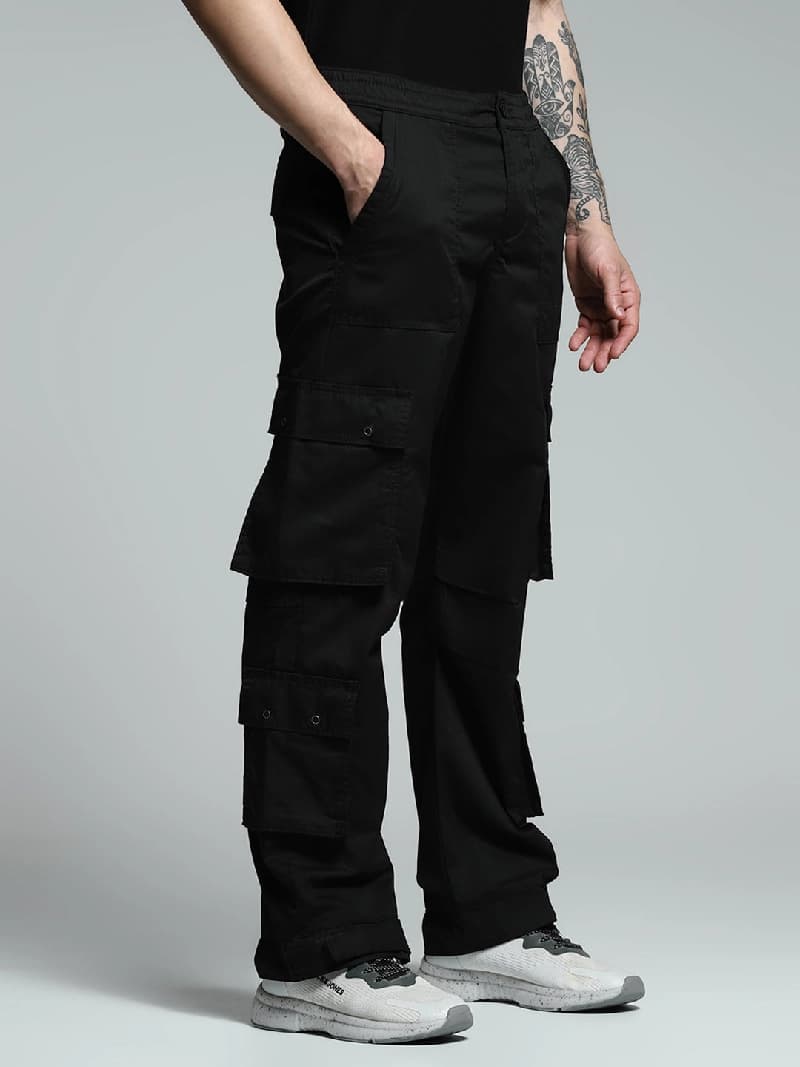 Men's Black Casual Straight Fit Solid Cargo