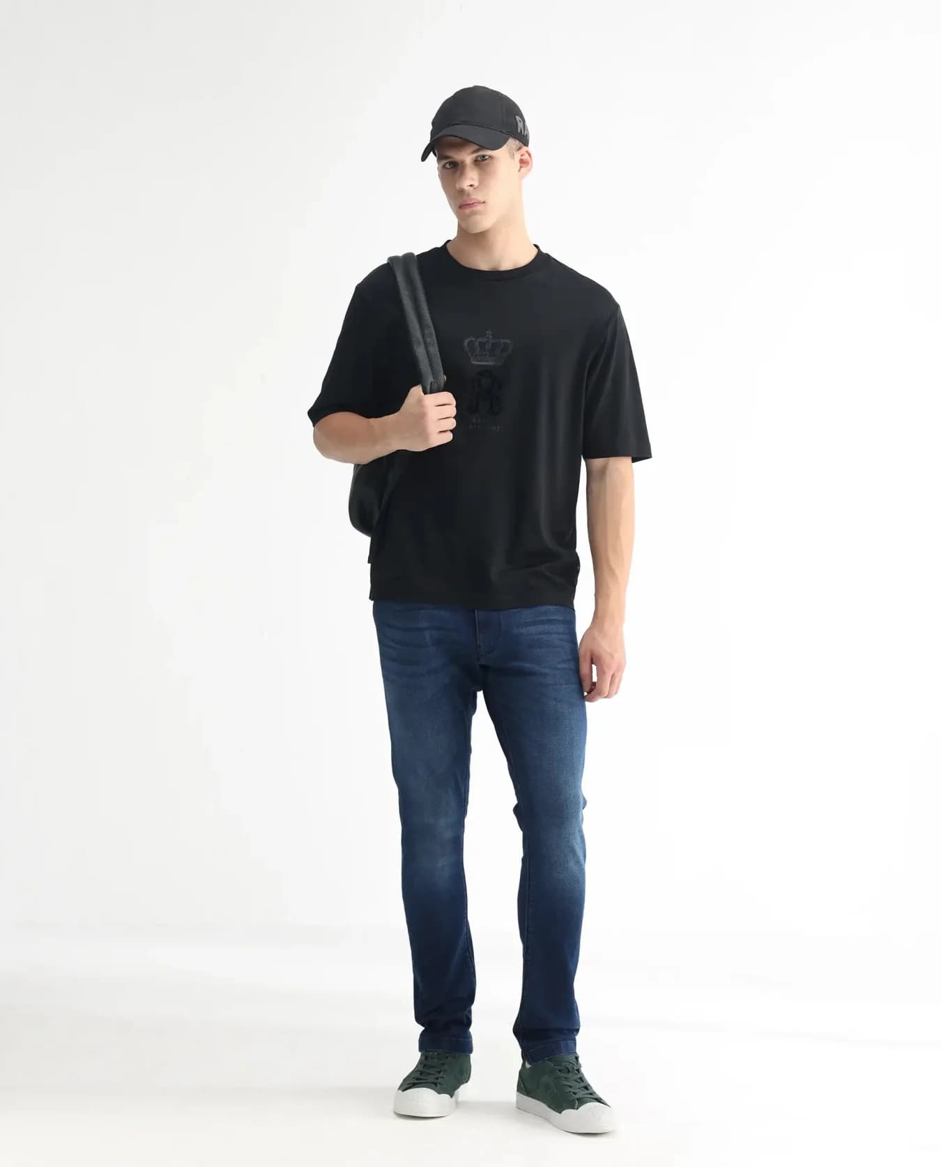 Men's Blue Casual Solid Slim Fit Jeans