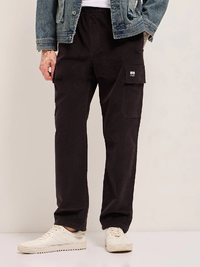 Men's Grey Casual Solid Straight Fit Trouser