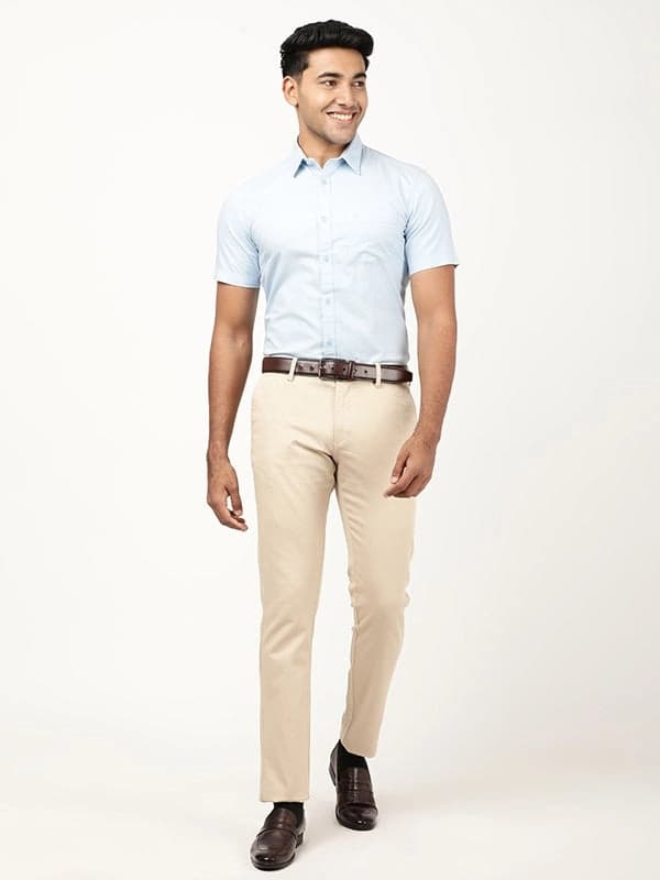 Men's Beige Formal Solid Slim Fit Trouser