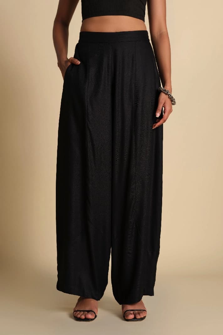 Women's Black Casual Solid Baggy Fit Trouser