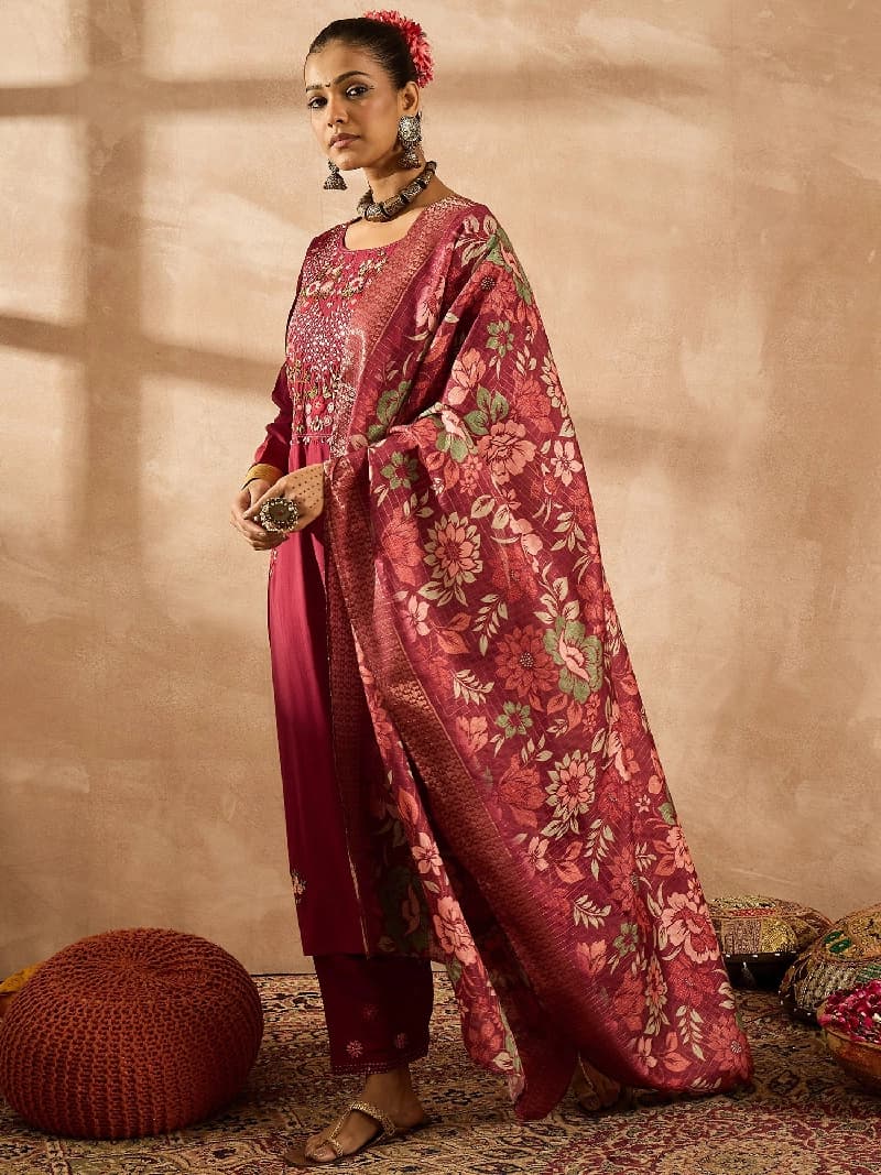 Women's Red Festive Kurta Set