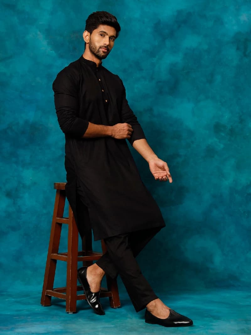 Men's Black Festive Solid Kurta Set