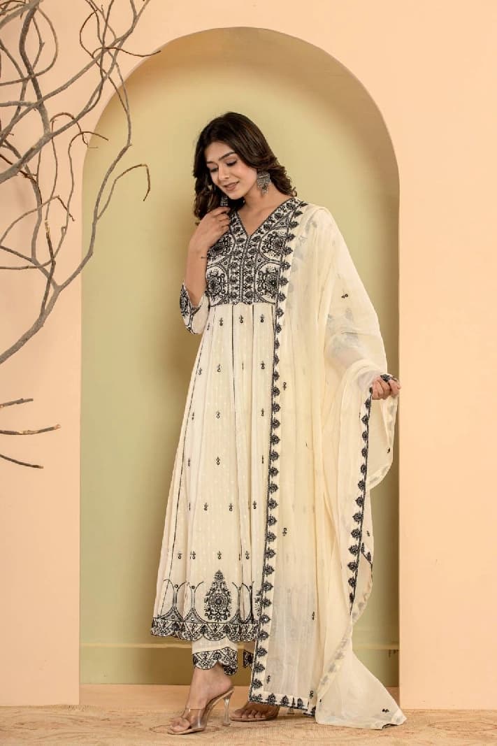 Women's White Festive Printed Kurta Set