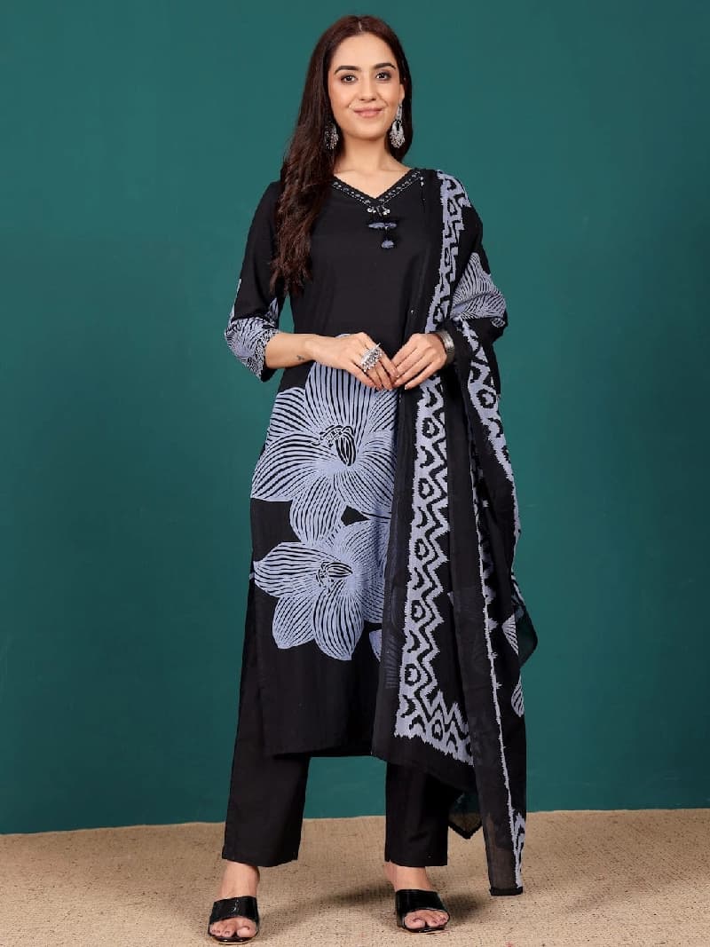 Women's Black Festive Printed Kurta Set