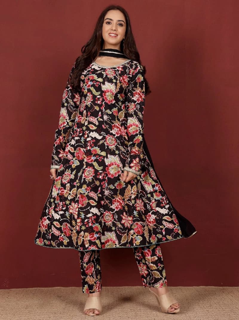 Women's Black Festive Printed Kurta Set