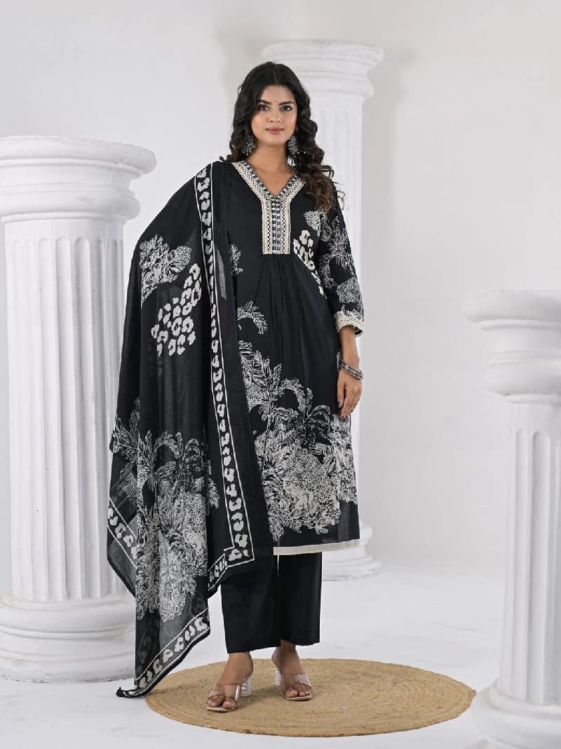 Women's Black Festive Printed Kurta Set