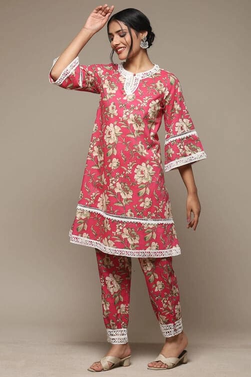 Women's Pink Festive Kurta Set