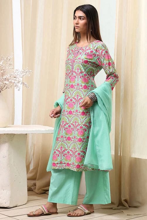 Women's Pink Festive Printed Kurta Set